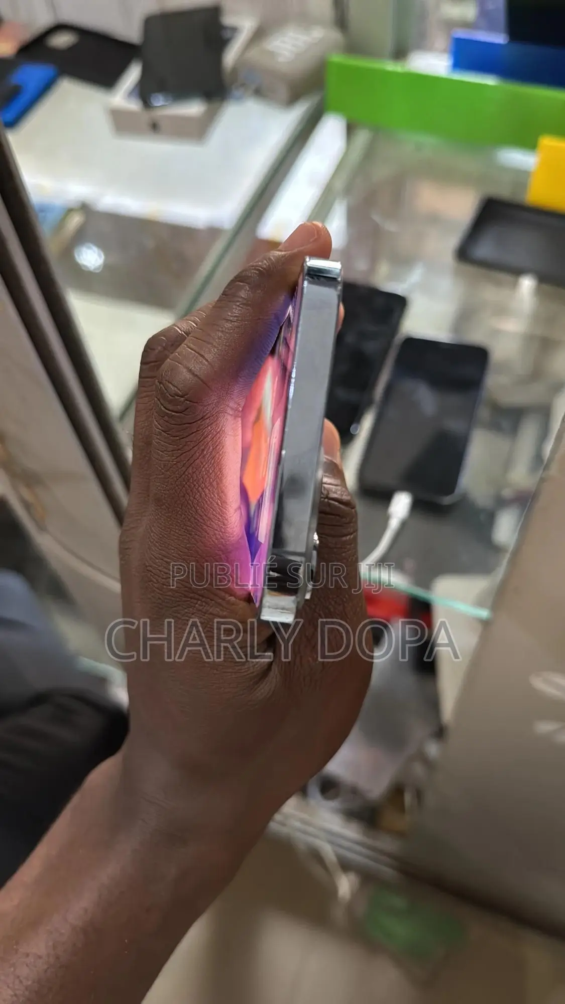 Pomme iPhone 13 Pro Max 128 GB Bleu