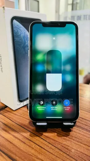 New Apple iPhone XR 64 GB Autre