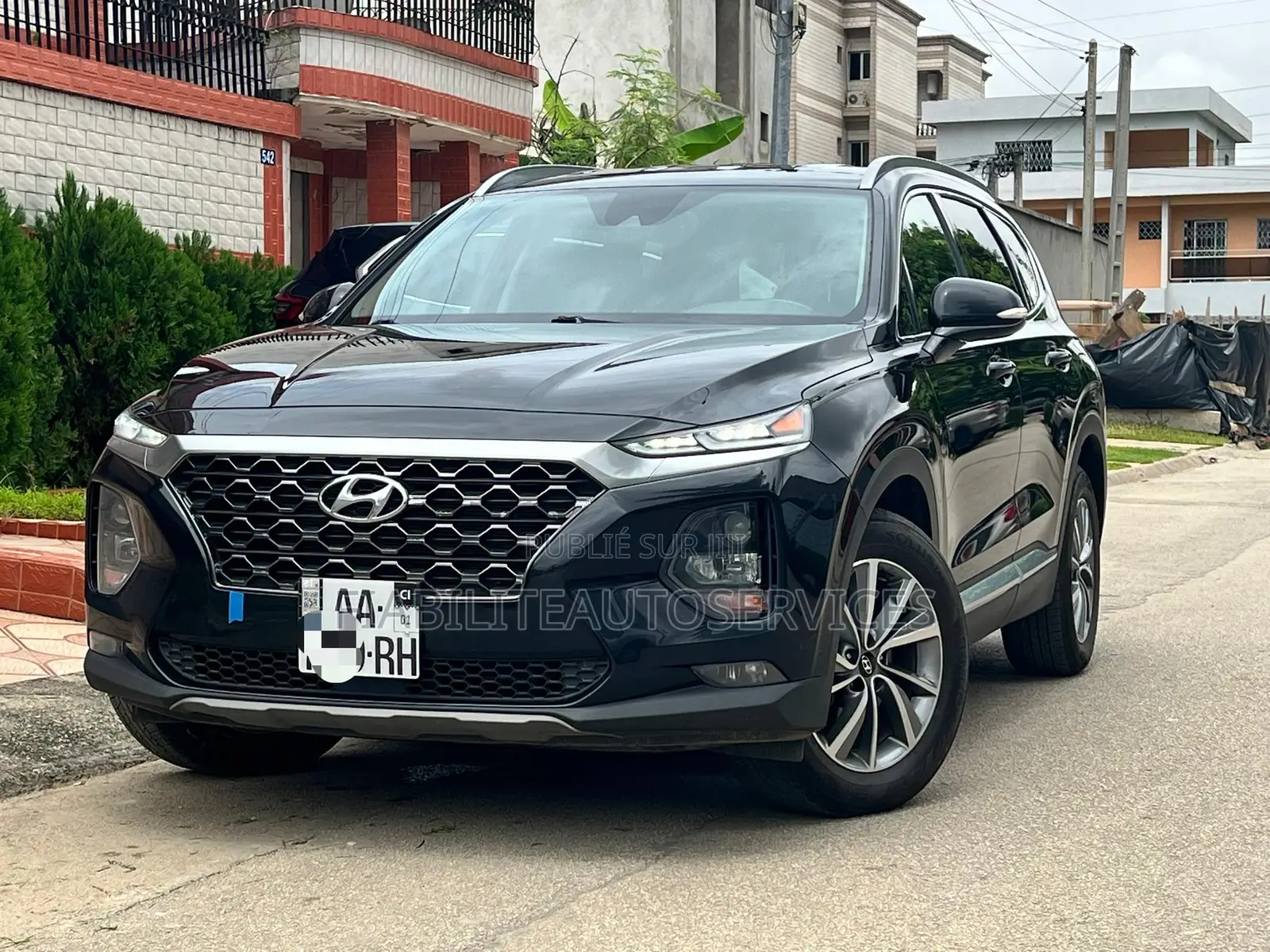 Hyundai Santa Fe SE 2021 Noir