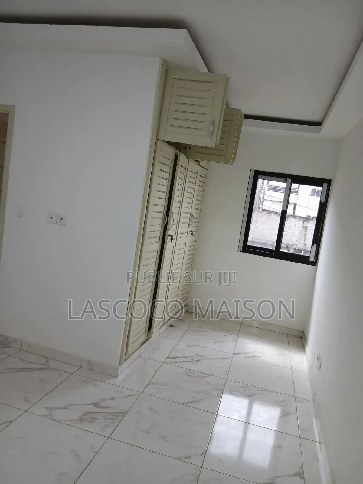 2chbre Appartement dans Lascoco Maison, Cocody à Louer