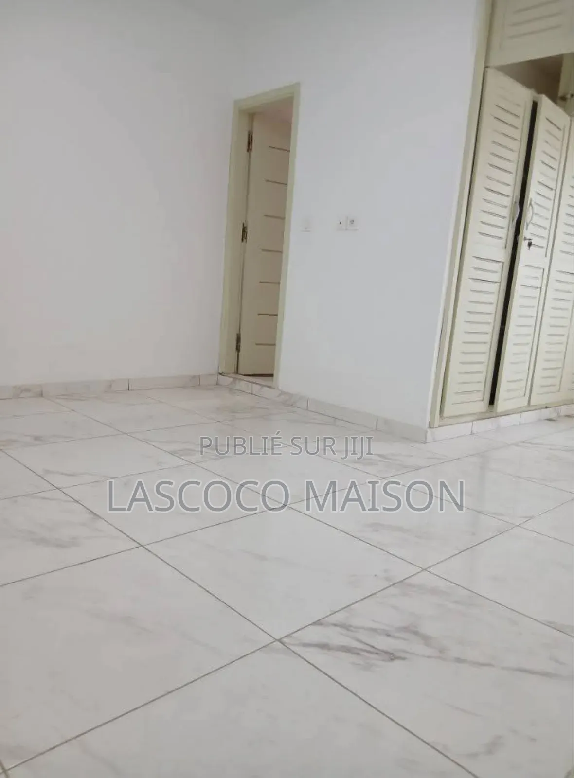 2chbre Appartement dans Lascoco Maison, Cocody à Louer