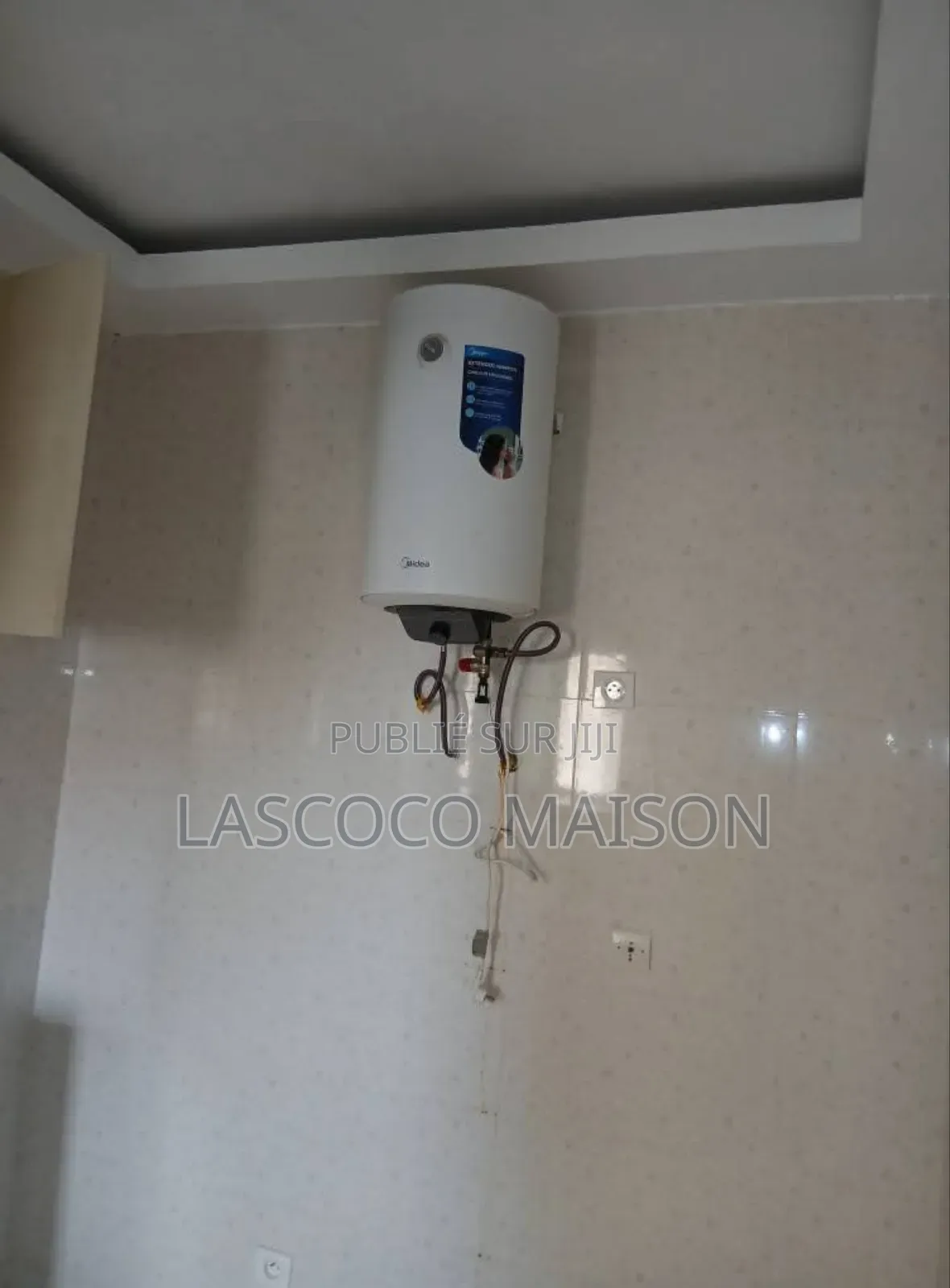 2chbre Appartement dans Lascoco Maison, Cocody à Louer