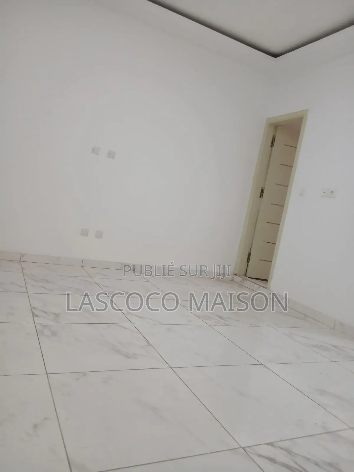 2chbre Appartement dans Lascoco Maison, Cocody à Louer