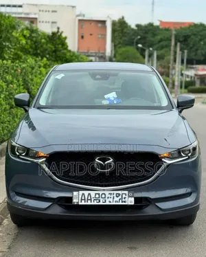 Photo - Mazda CX-5 Touring 2021 Gris