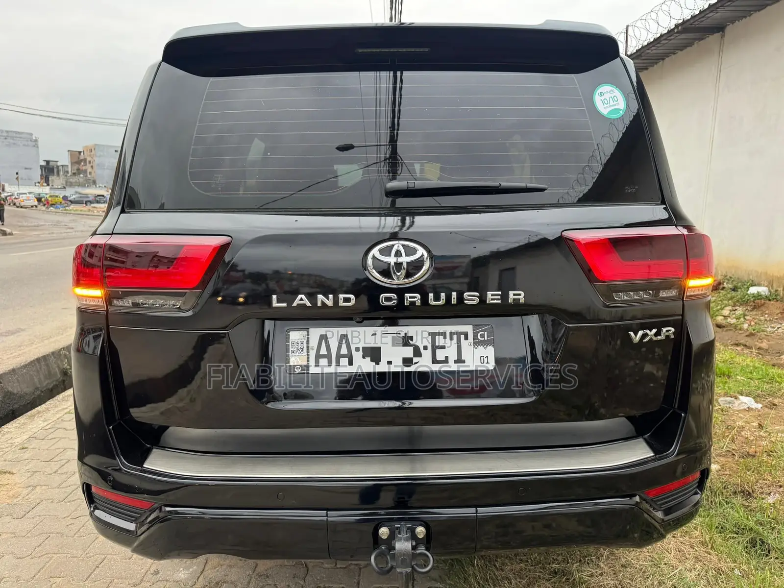 Toyota Land Cruiser 2023 Noir Mat