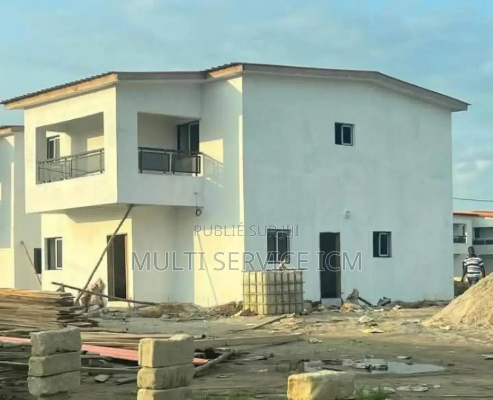 6chbre Duplex dans Ismaël Coulibaly, Cocody à Vendre