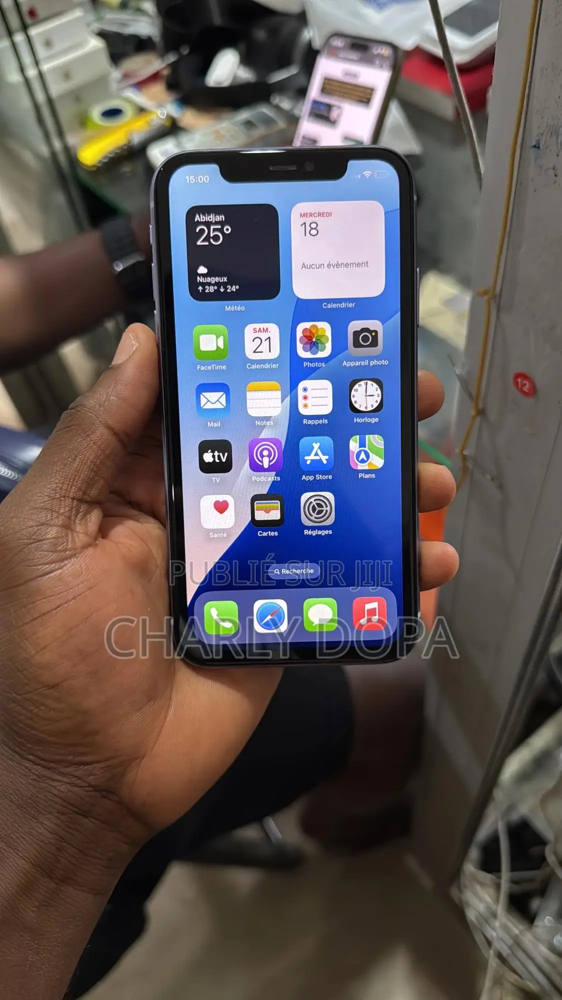 Pomme iPhone 11 64 GB Vert