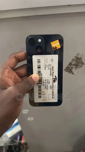 Photo - Apple iPhone 14 256 GB Noir