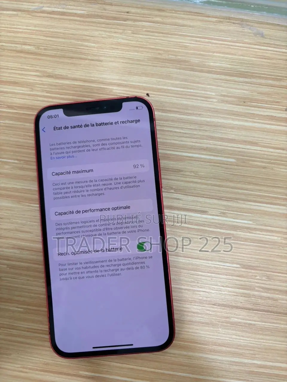 Pomme iPhone 12 64 GB Rouge