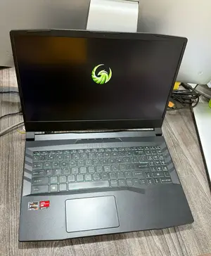 Photo - Ordinateur Portable MSI Cyborg 15 16GB AMD Ryzen 7 SSD 512GB