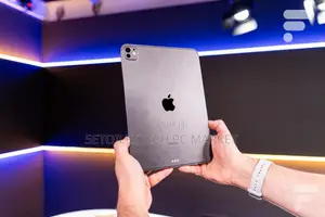 Photo - New Pomme iPad (2025) 256 GO Argenté