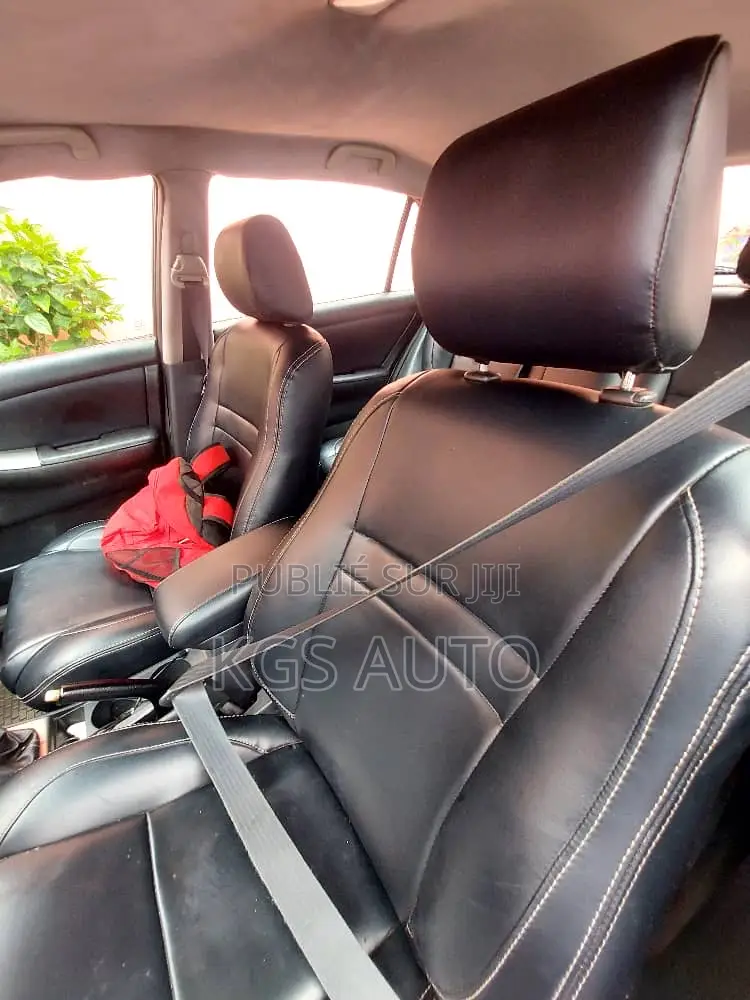 Toyota Corolla 1.4 Sedan 2002 Rouge