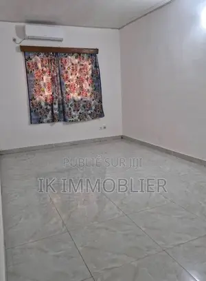 Photo - 2chbre Villa dans Ik Immobilier, Grand-Bassam à Vendre
