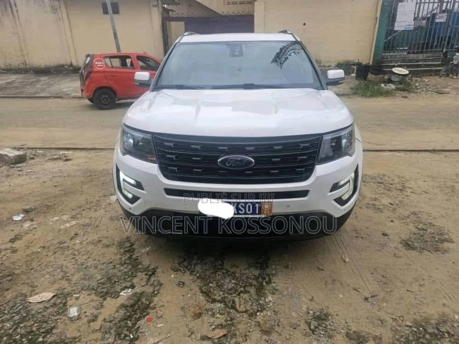 Ford Explorer 2018 Blanc cassé