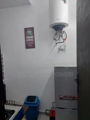 Cocody Blockhaus Appartement De 02 Pièces Meublée