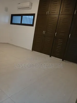 2chbre Appartement dans Lascoco Maison, Cocody à Louer