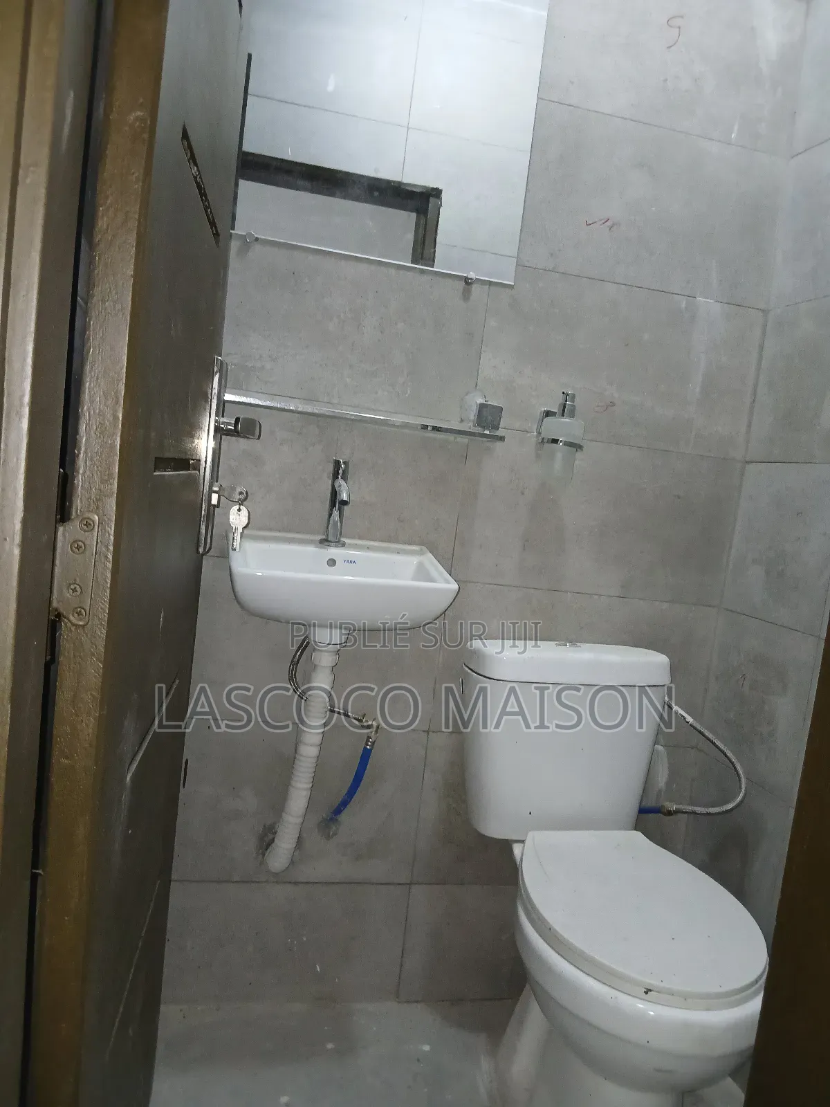 2chbre Appartement dans Lascoco Maison, Cocody à Louer