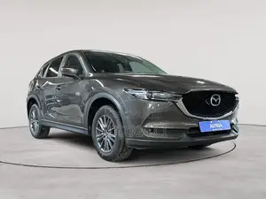 Photo - Mazda CX-5 2021 Gris
