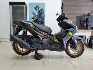 Photo - New Yamaha NMAX 155 2023 Noir