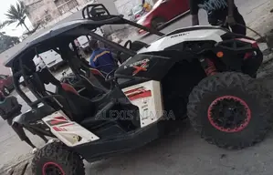 Can-Am Autre 2012 Blanc