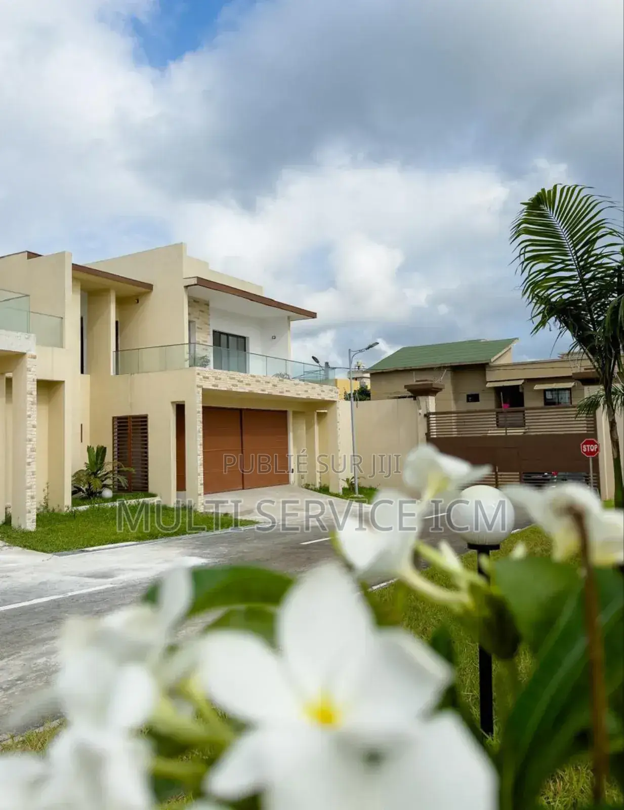 7chbre Duplex dans Ismaël Coulibaly, Cocody à Louer