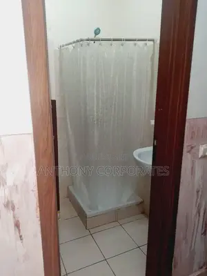 Furnished 3chbre Appartement dans Anthony Herve, Cocody à Louer