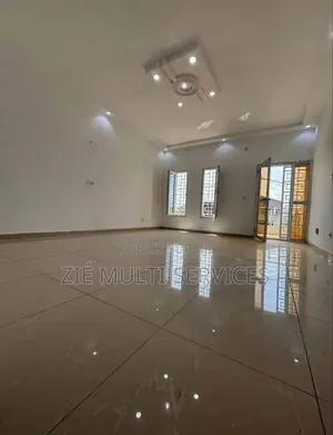 6chbre Duplex dans Zié Multi-Service, Cocody à Vendre