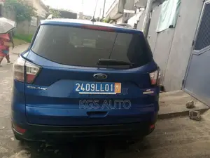 Ford Escape SE FWD 2018 Bleu