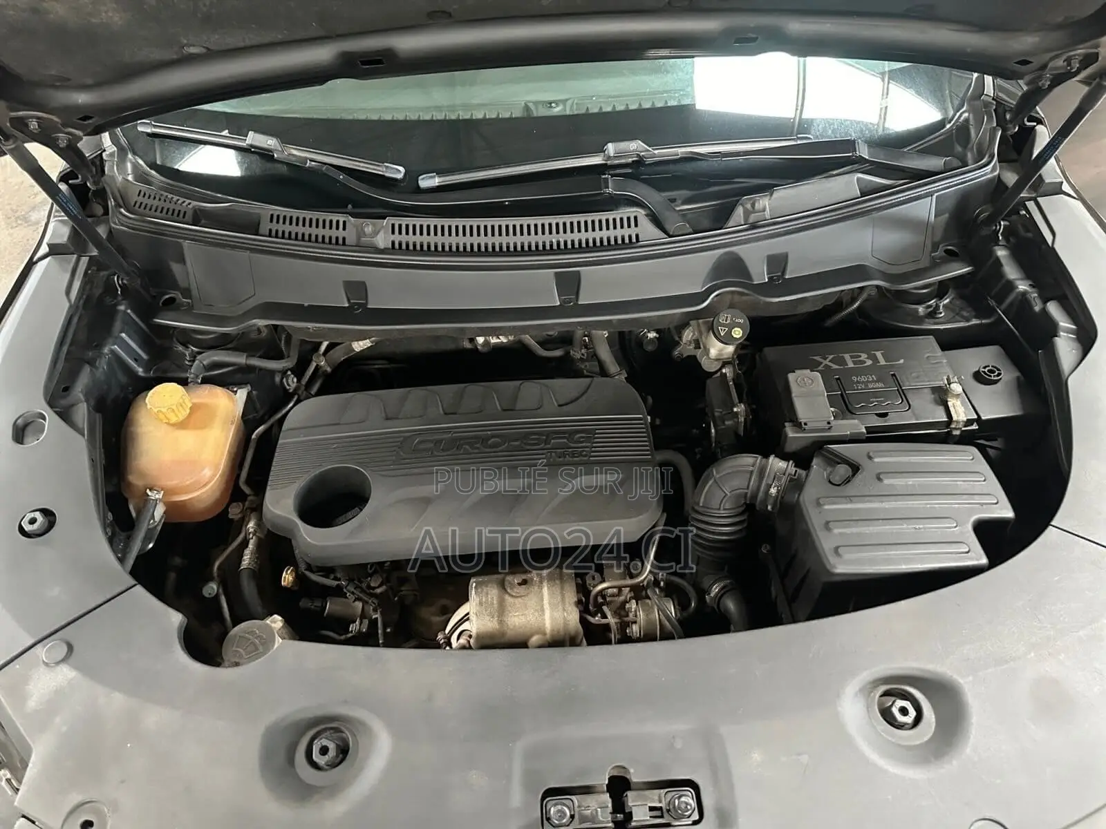 Dongfeng Glory 2022 Black