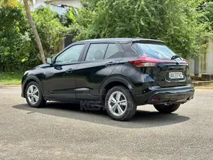 Nissan Kicks 2021 Black