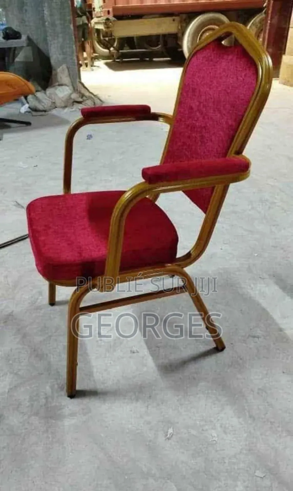 Chaises Vip Avec Accoudoirs