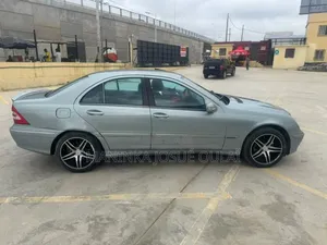 Mercedes-Benz C200 2005 Argenté