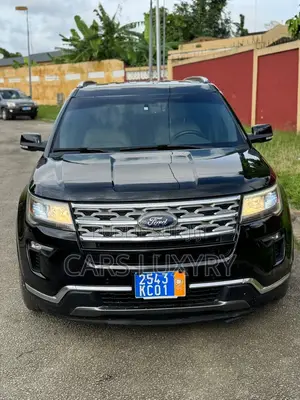 Photo - Ford Explorer Limited AWD 2018 Noir