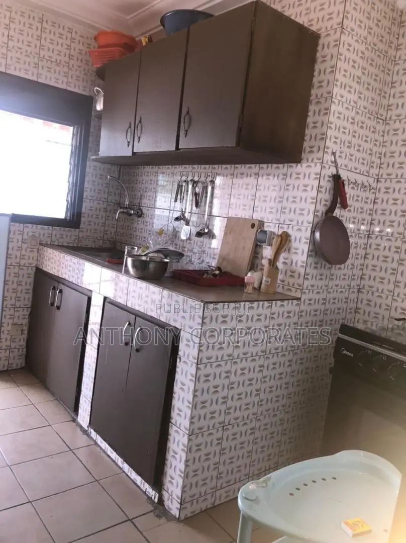 Furnished 1chbre Appartement dans Anthony Herve, Marcory à Louer
