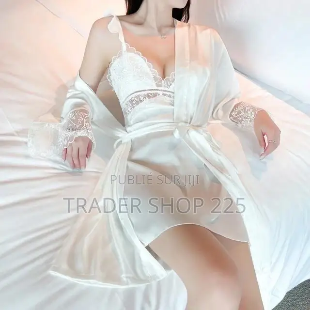 Lingerie Et Nuisette