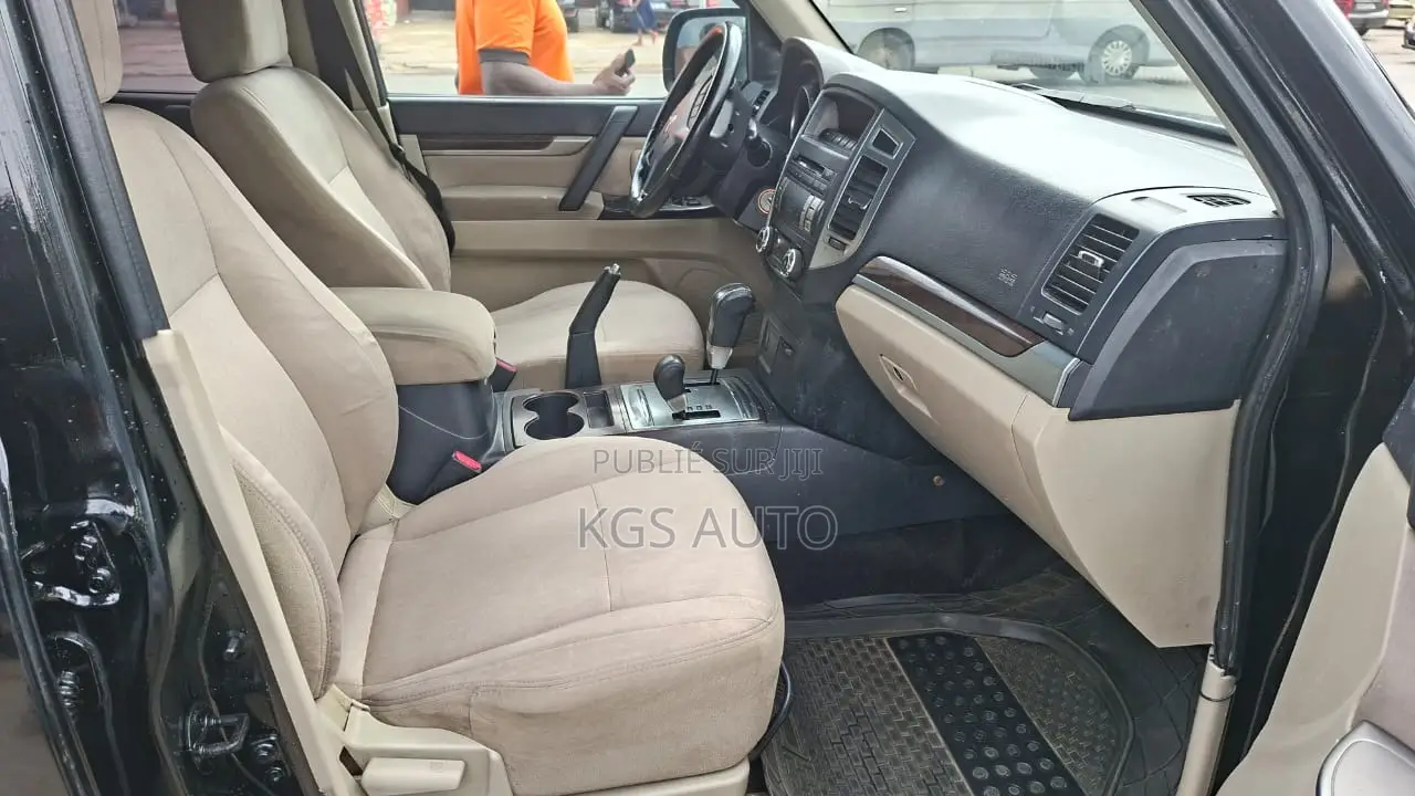 Mitsubishi Pajero V80 3.8 V6 GLS 2019 Noir