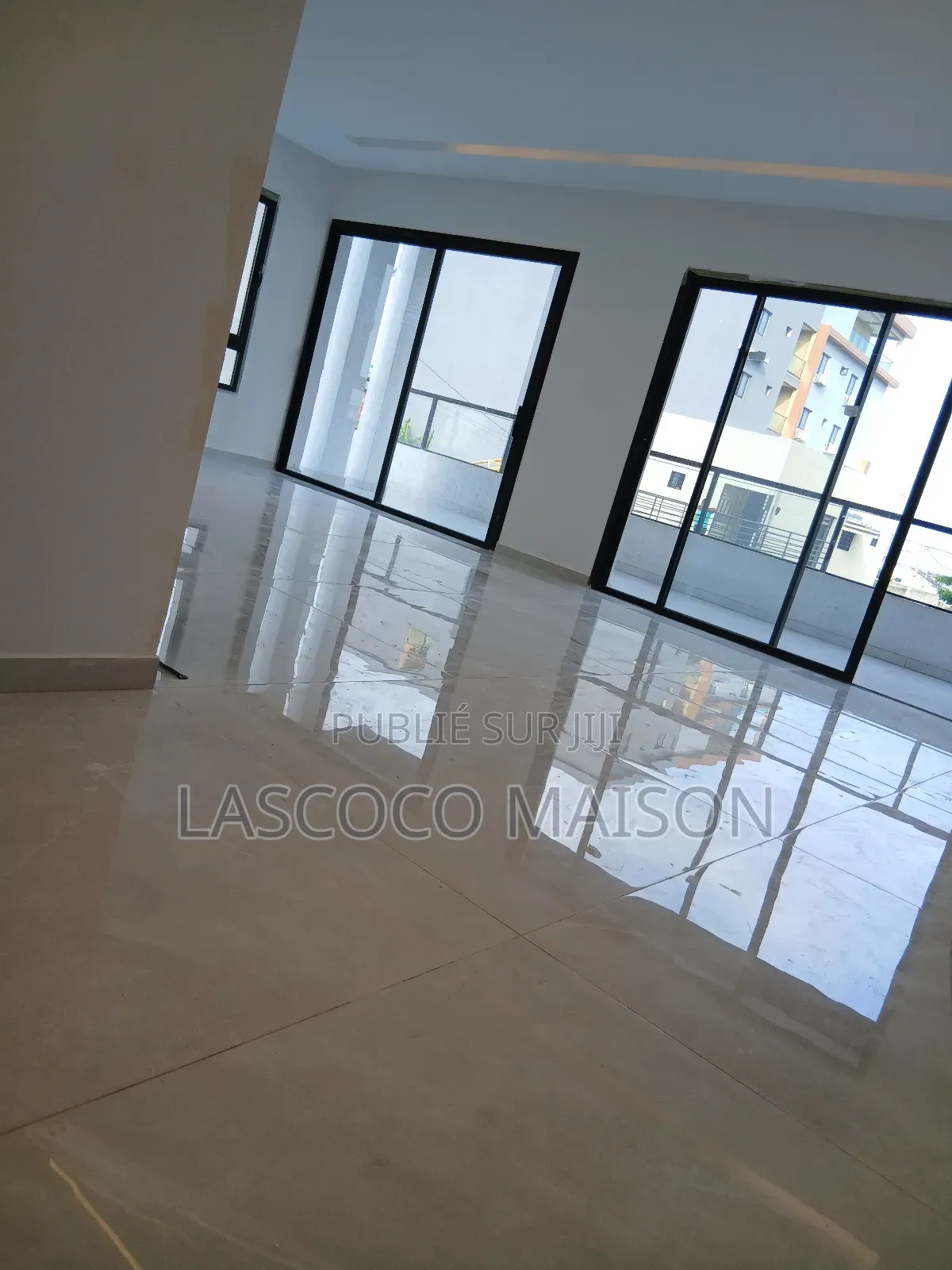 3chbre Appartement dans Lascoco Maison, Cocody à Louer