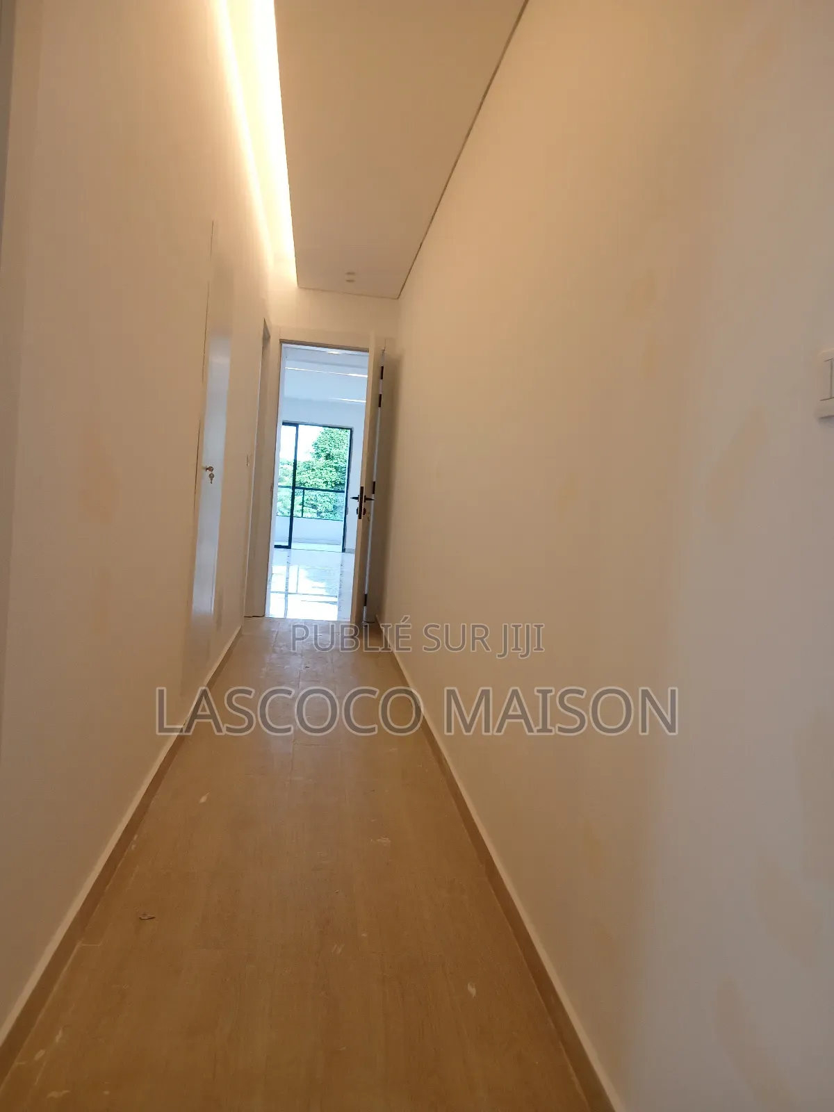 3chbre Appartement dans Lascoco Maison, Cocody à Louer