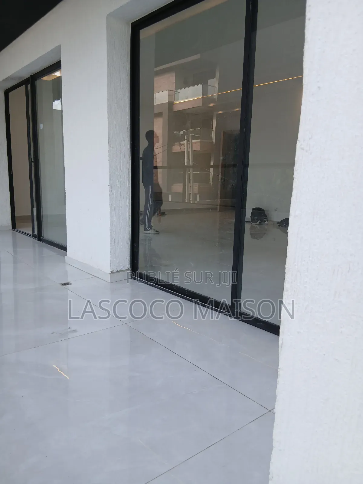 3chbre Appartement dans Lascoco Maison, Cocody à Louer