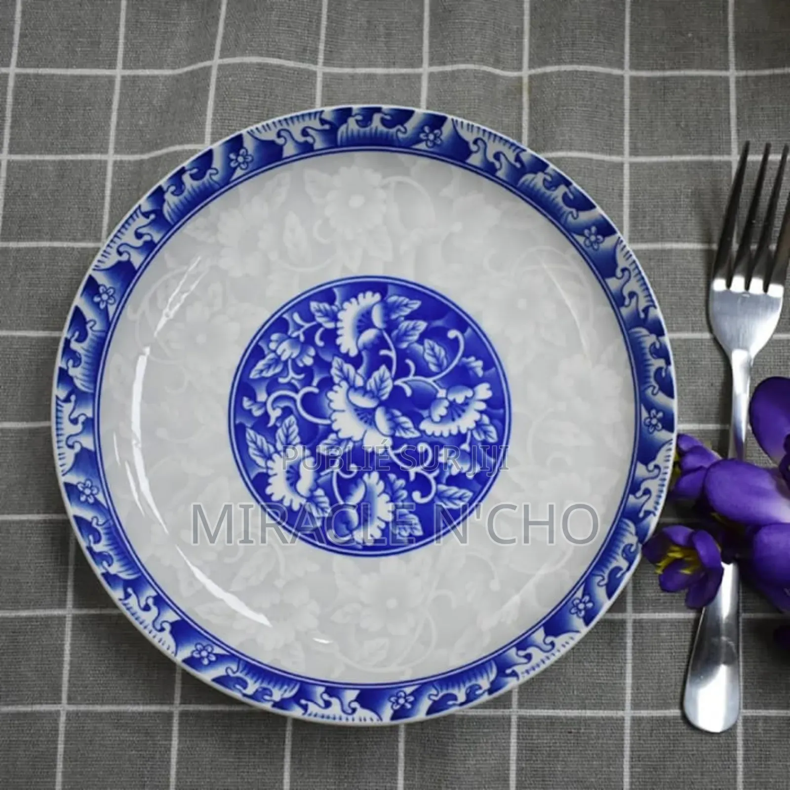 10 Assiette en Porcelaine