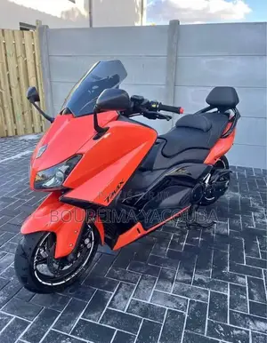 Photo - New Yamaha DT 175 2024 Rose