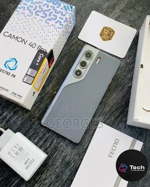 New Tecno Camon 40 Pro 256 GB Gris
