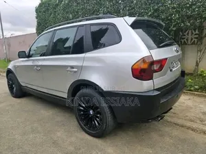 Photo - BMW X3 sDrive28i 4x2 2016 Gris