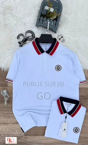Photo - Polo Ralph Lauren, Lacoste, Tommy Hilfiger Et Burberry