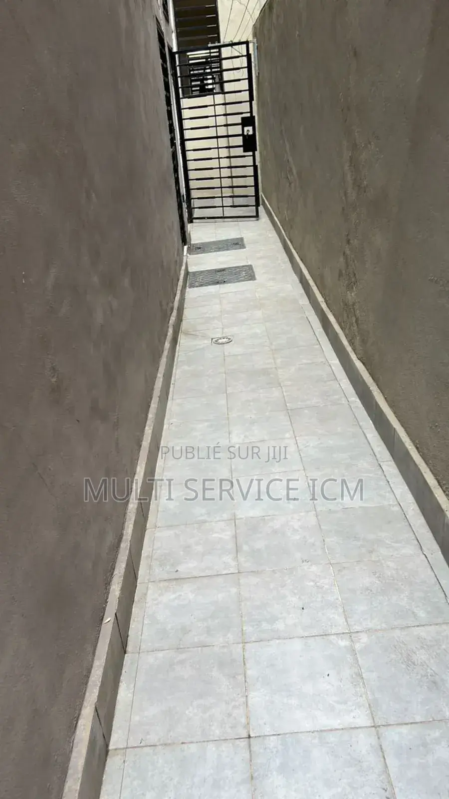 Furnished 8chbre Maison dans Ismaël Coulibaly, Cocody à Vendre