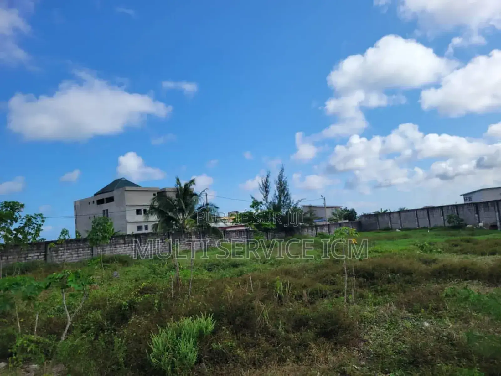 *Terrain Clôturé en Vente* *Abidjan Yopougon Azito Côté Lag