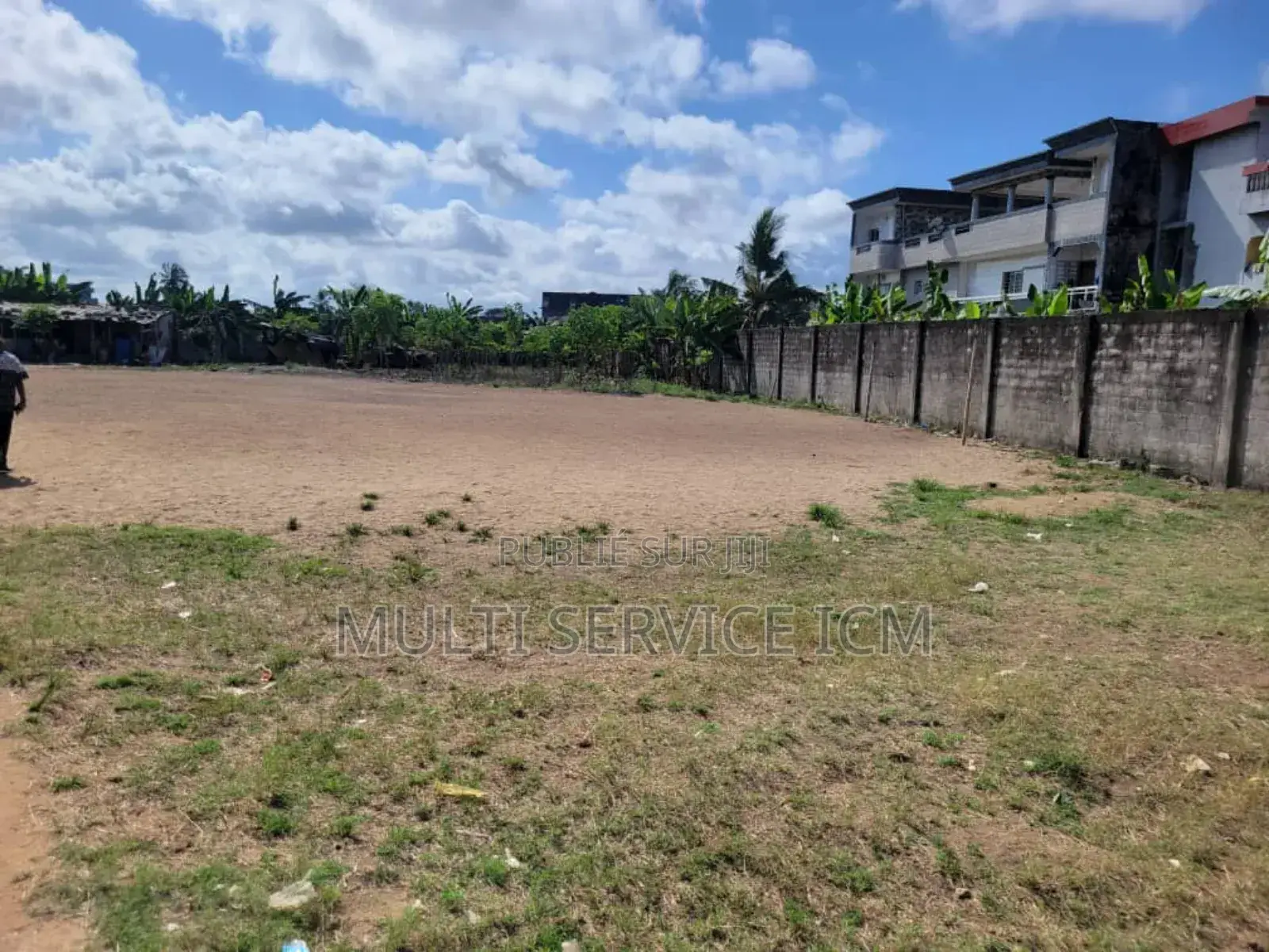 *Terrain Clôturé en Vente* *Abidjan Yopougon Azito Côté Lag