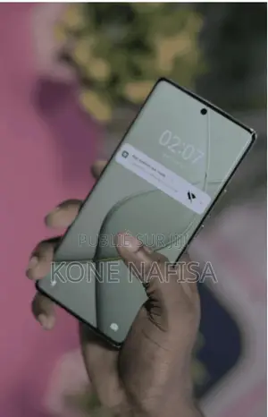 Photo - New Tecno Spark 20 Pro Plus 256 GB Blanc