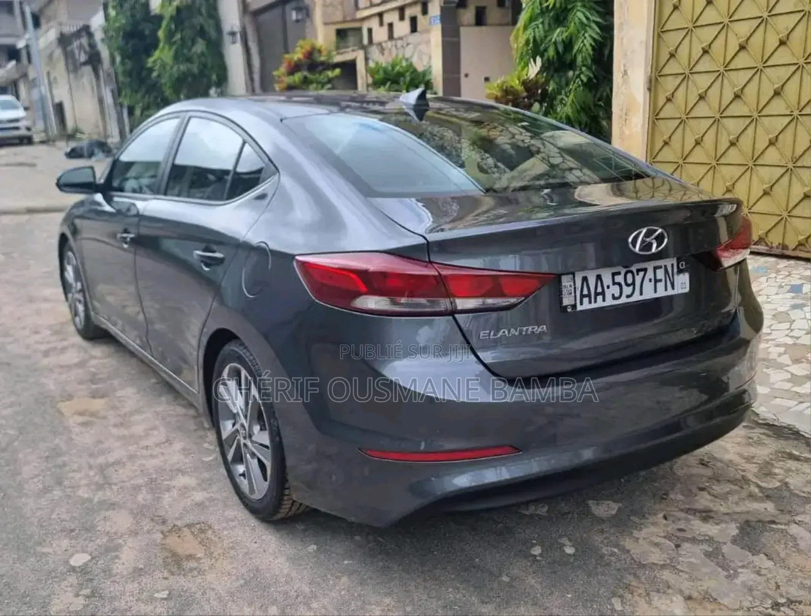Hyundai Elantra Limited 2019 Gris