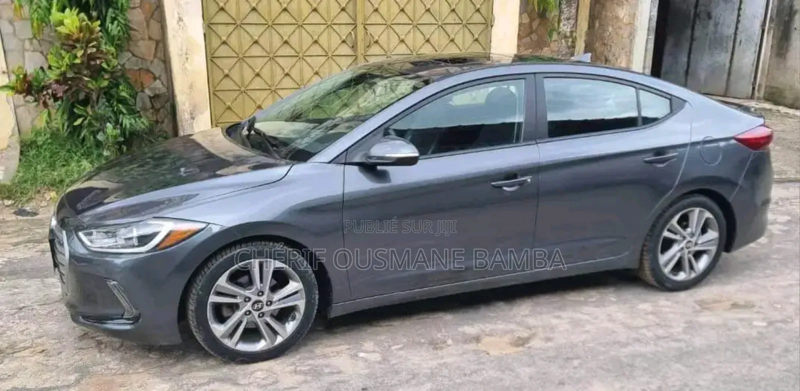 Hyundai Elantra Limited 2019 Gris